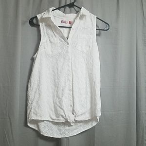 White lace open back collared tank top